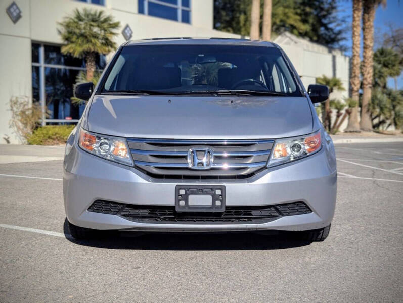 2013 Honda Odyssey EX-L photo 3