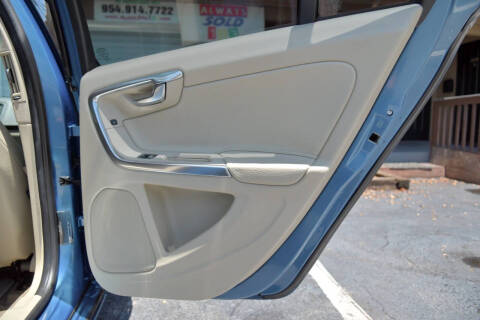 2014 Volvo S60 T5 Premier