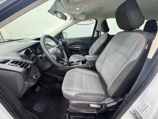2019 Ford Escape S