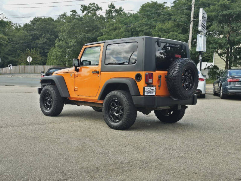 2012 Jeep Wrangler Sport photo 13