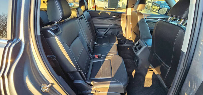 2023 Volkswagen Atlas V6 SE