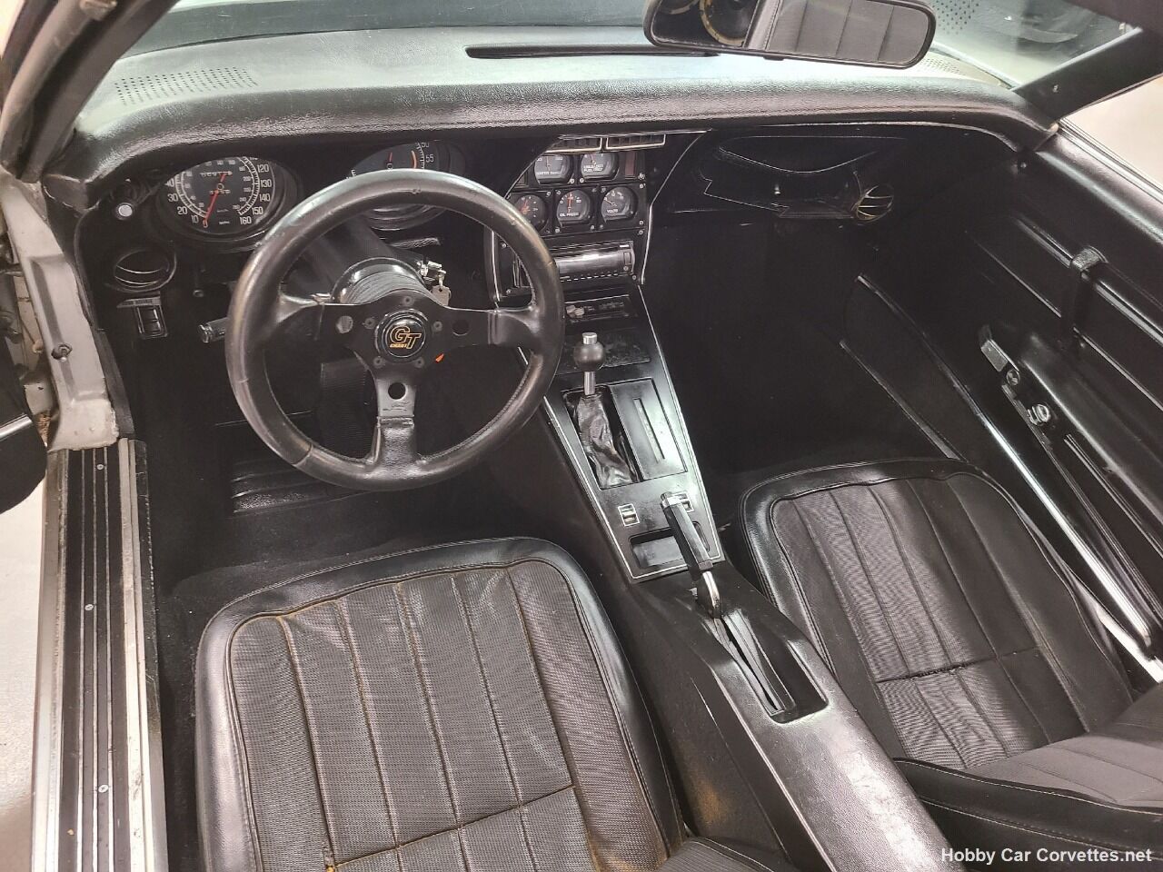 1977 Chevrolet Corvette 14