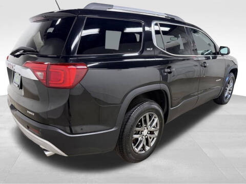 2017 GMC Acadia SLT-1