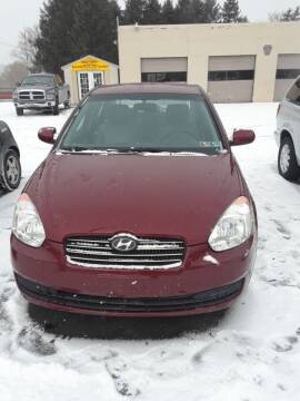 2010 Hyundai Accent for sale at Dun Rite Car Sales in Cochranville PA