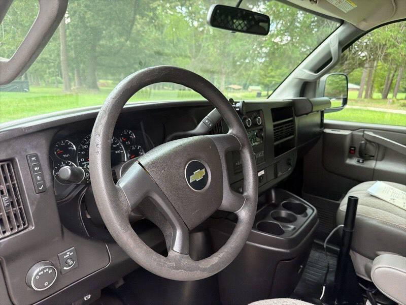 2017 Chevrolet Express 2500
