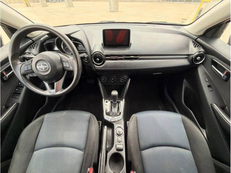 2016 Scion iA