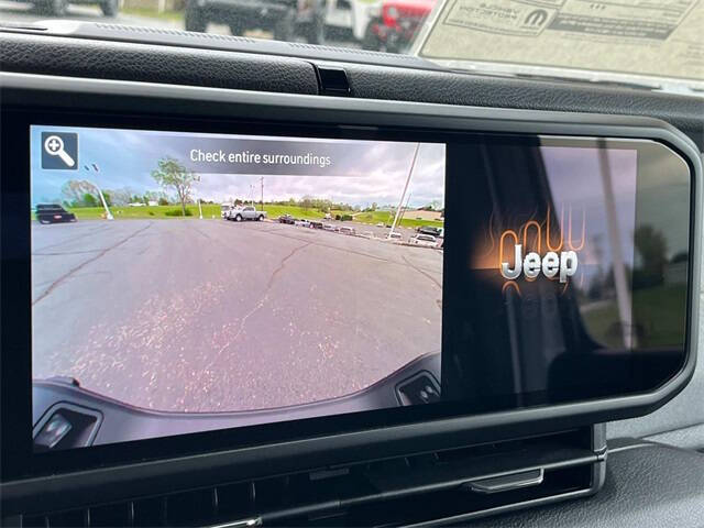 2025 Jeep Gladiator Sport