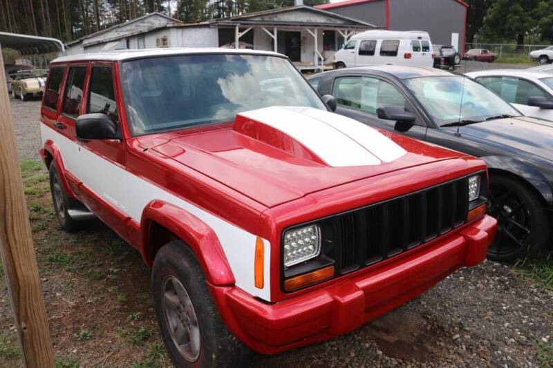 1999 Jeep Cherokee for sale at Daily Classics LLC in Gaffney SC