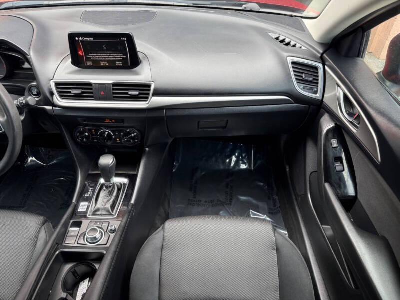 2017 Mazda MAZDA3 Sport