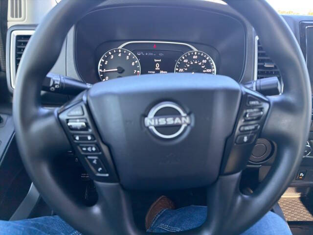 2023 Nissan Frontier SV