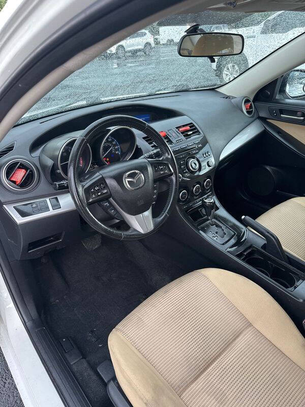 2013 Mazda MAZDA3 i Touring