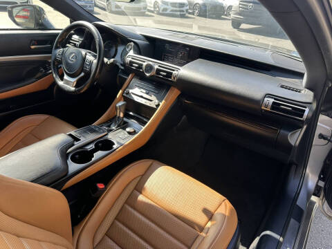 2021 Lexus RC 300
