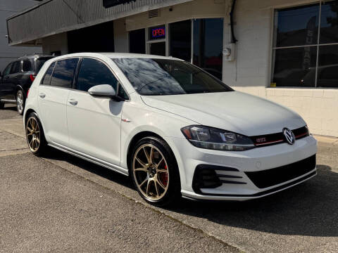 2019 Volkswagen Golf GTI S