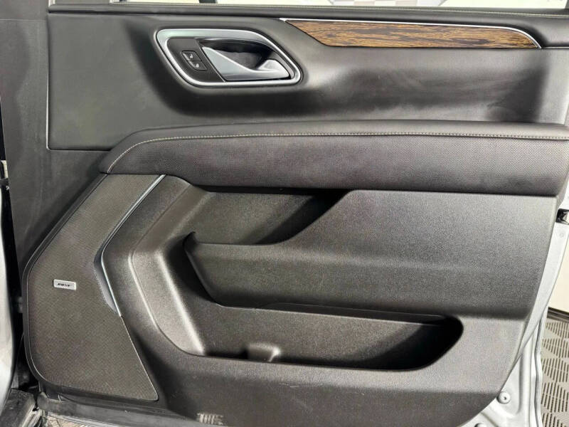 2024 Chevrolet Suburban Premier