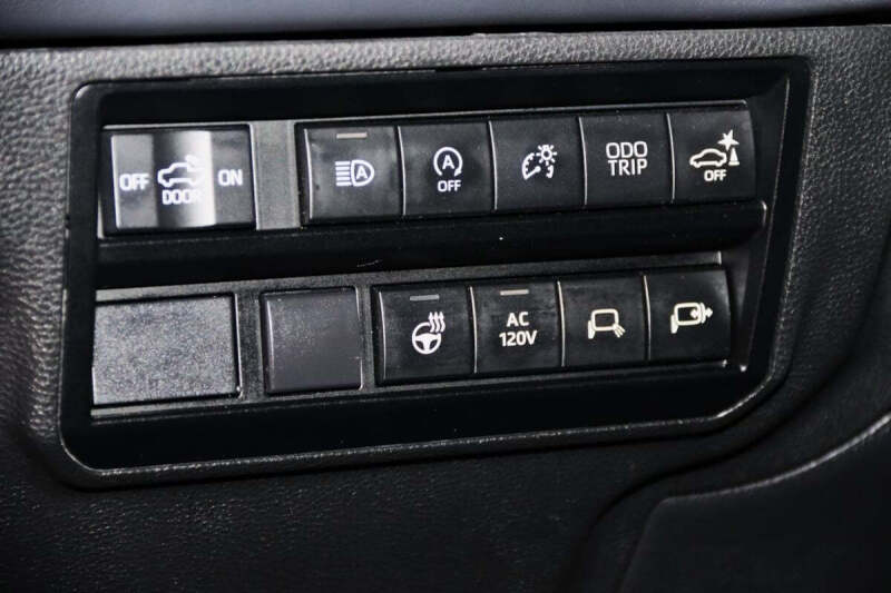 2022 Toyota Tundra Platinum