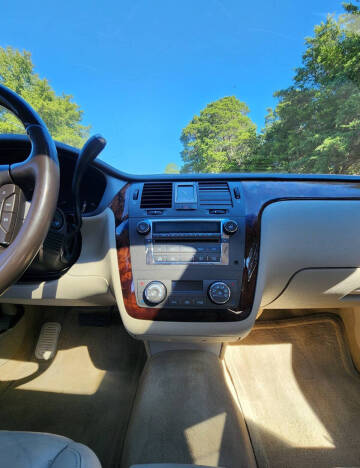 2010 Cadillac DTS Luxury Collection