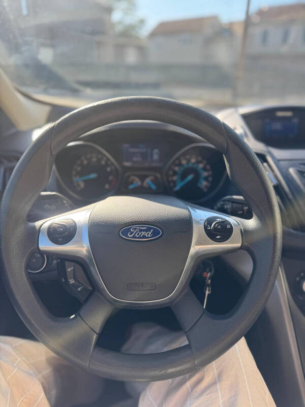 2015 Ford Escape SE