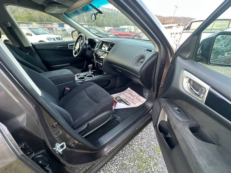 2015 Nissan Pathfinder S