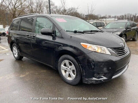 2014 Toyota Sienna for sale at Vans Vans Vans INC in Blauvelt NY