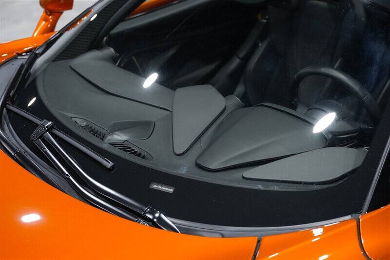 2018 McLaren 720S Luxury