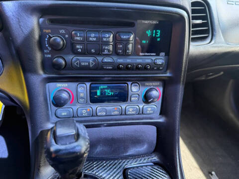 2004 Chevrolet Corvette