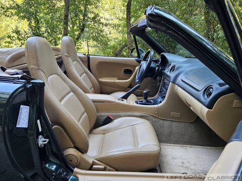 2000 Mazda MX-5 Miata LS