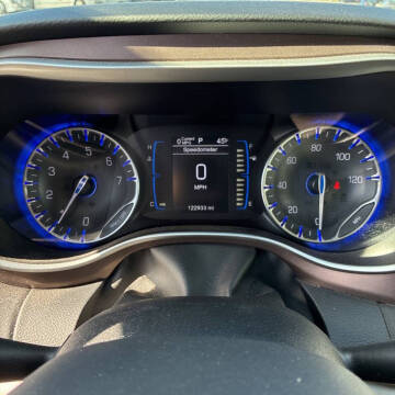 2017 Chrysler Pacifica Touring-L