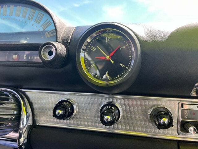 1956 Ford Thunderbird 28