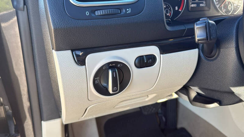 2015 Volkswagen Eos Executive Edition SULEV