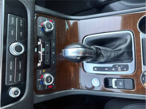 2015 Volkswagen Touareg TDI Lux