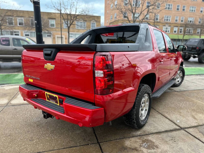2012 Chevrolet Avalanche LT