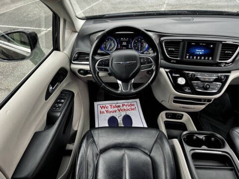 2020 Chrysler Pacifica Touring L