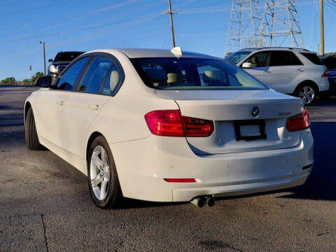 2012 BMW 3 Series 328i