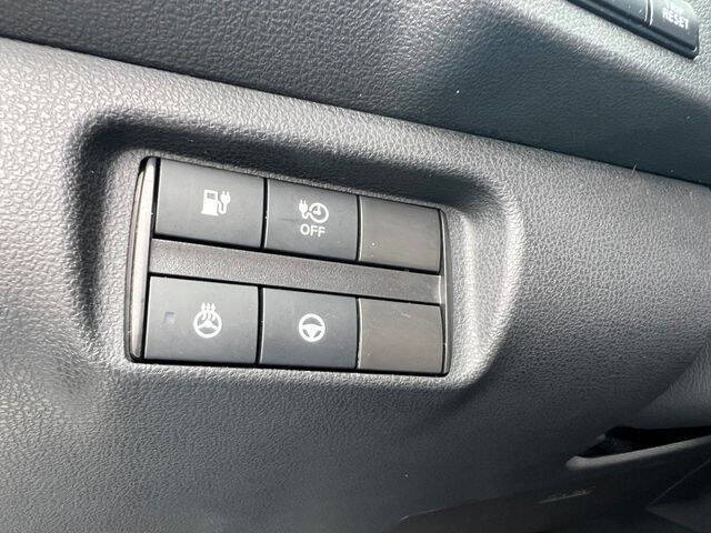 2022 Nissan LEAF SL PLUS