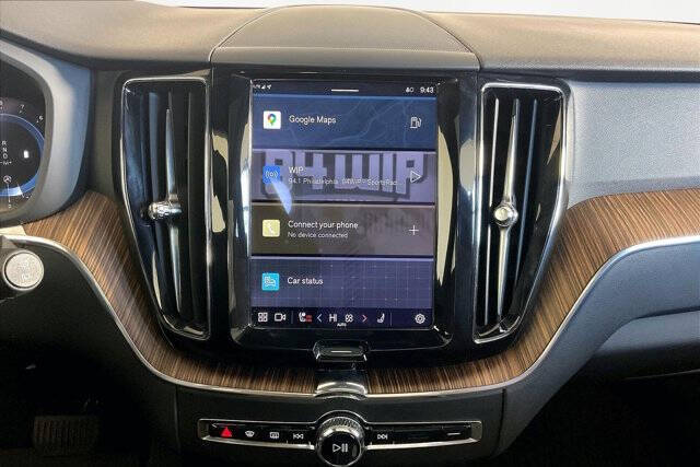 2022 Volvo XC60 B5 Momentum