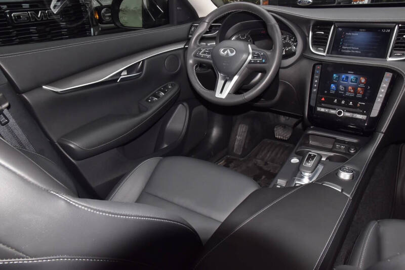 2024 Infiniti QX50 Pure