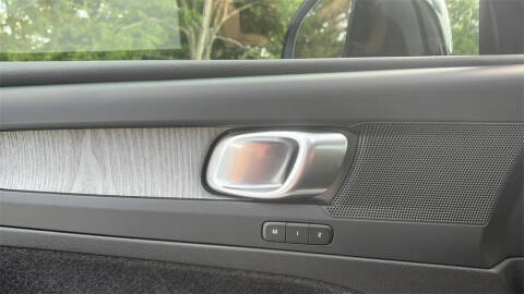 2026 Volvo XC40 B5 Core