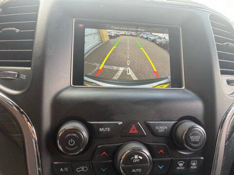 2021 Jeep Grand Cherokee Laredo E