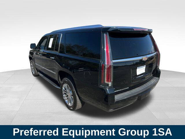 2019 Cadillac Escalade ESV Standard