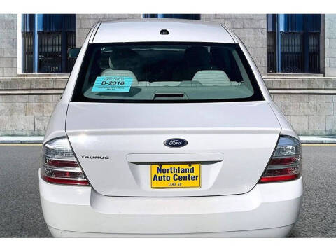 2009 Ford Taurus SE