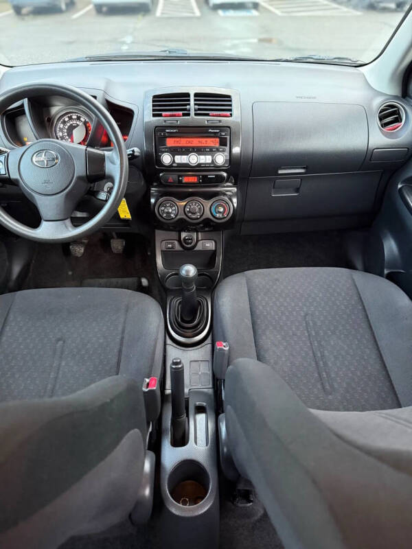 2008 Scion xD