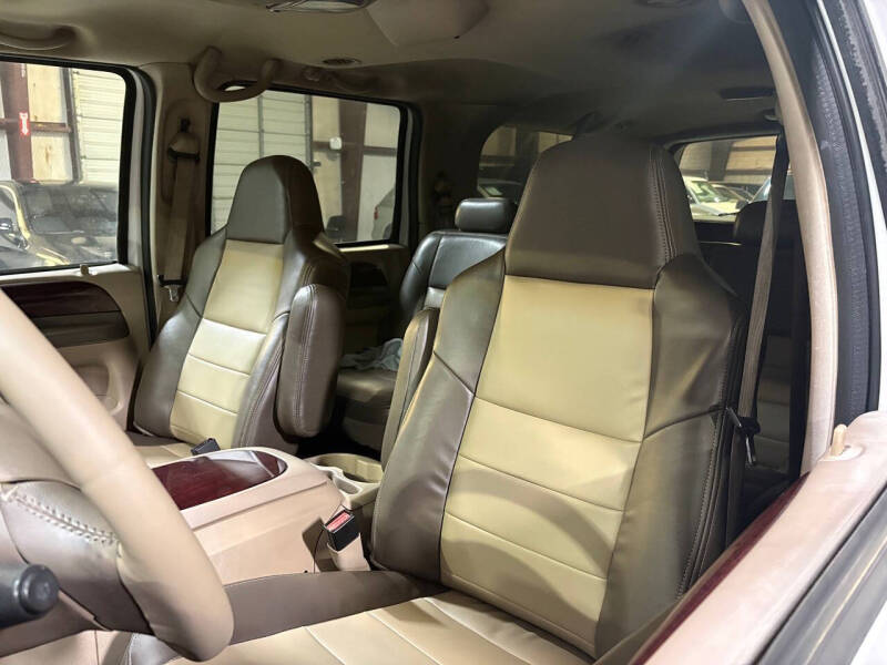 2004 Ford Excursion Eddie Bauer