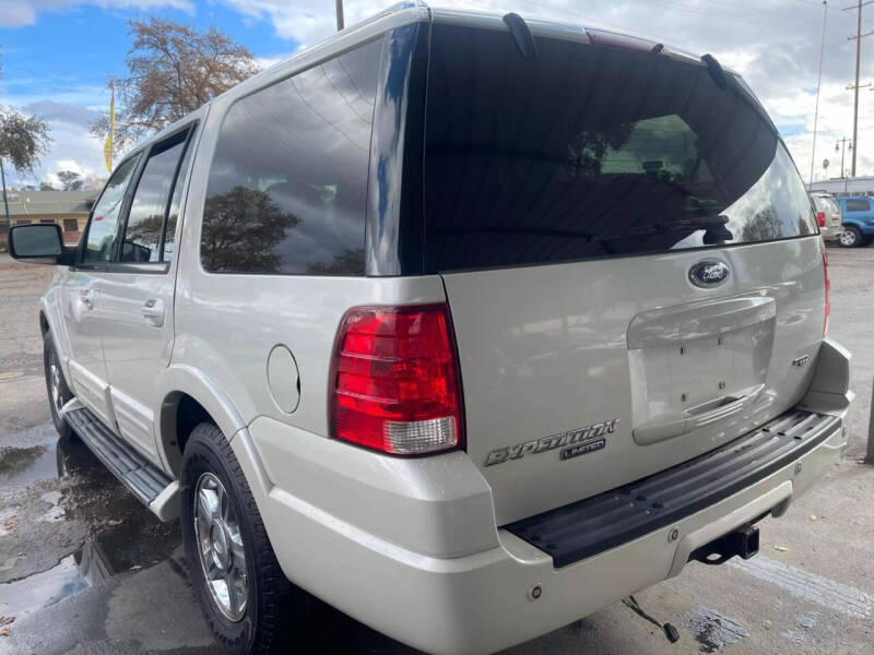 2006 Ford Expedition Limited photo 5