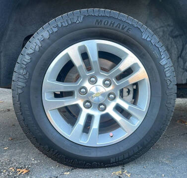 2016 Chevrolet Suburban LS