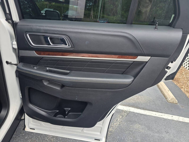 2016 Ford Explorer Platinum