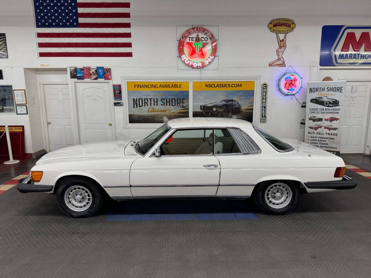 1977 Mercedes-Benz 450-Class 4