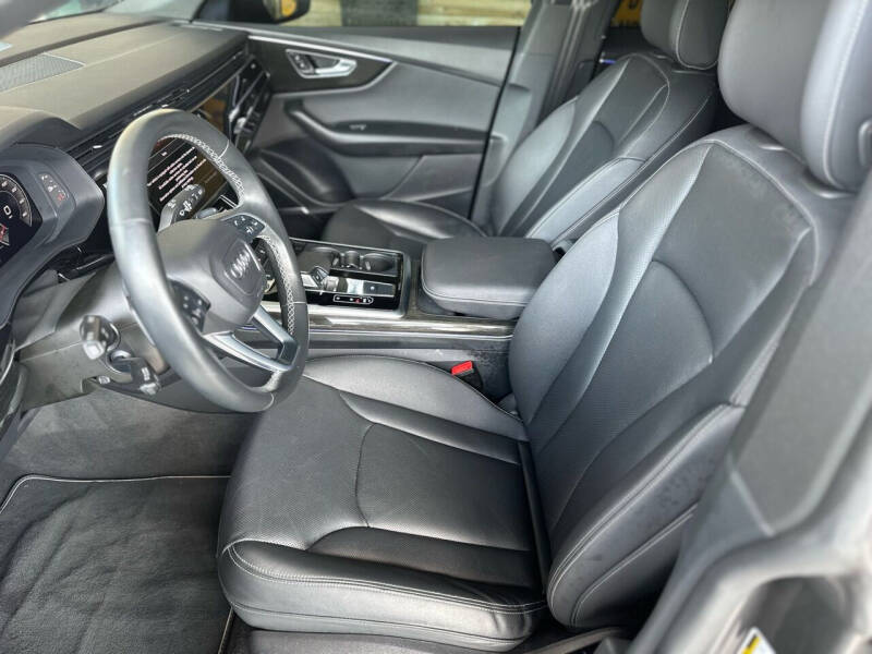 2021 Audi Q8 quattro Premium Plus 55 TFSI