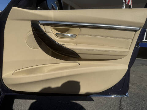 2016 BMW 3 Series 328i