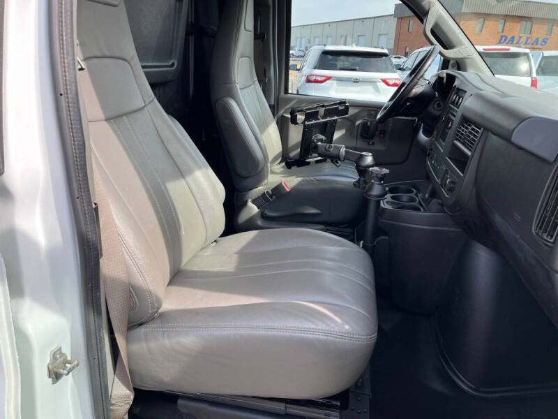 2020 Chevrolet Express 2500