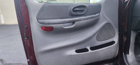 2003 Ford F-150 Lariat